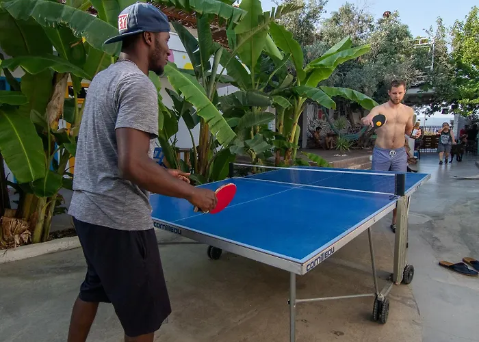 Surf House Отель Урла