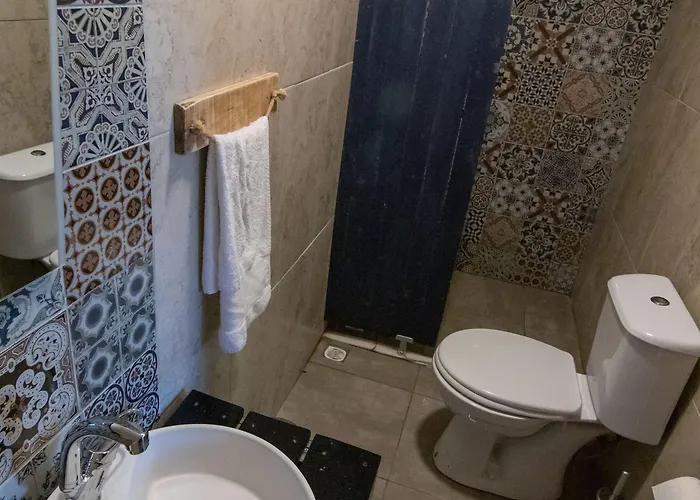 Surf House Отель *